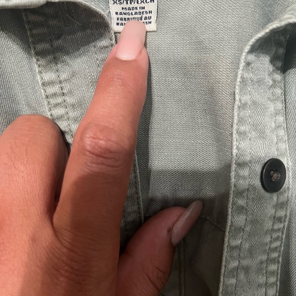 American eagle button up - Picture 2 of 3